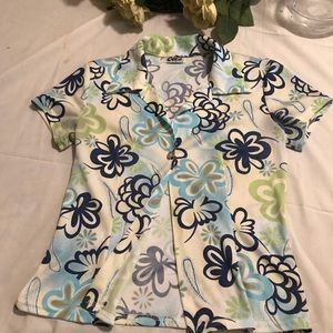 BOHO STYLE SHORT SLEEVE SHIRT - SIZE SMALL